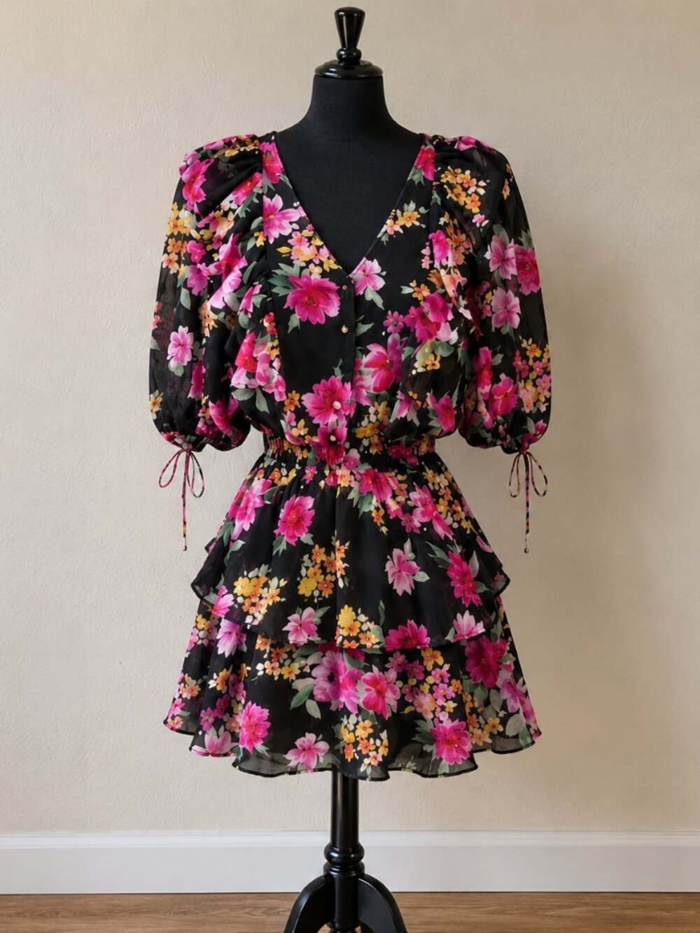 NWT Yumi Kim Hailey Mini Dress Paradise Villa Floral M